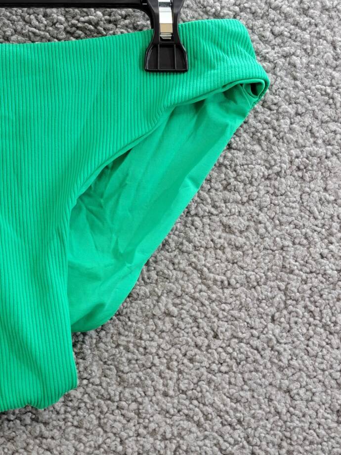 Becca by Rebecca Virtue Off the Grid Bikini Bottoms Women's S Verde Pull On