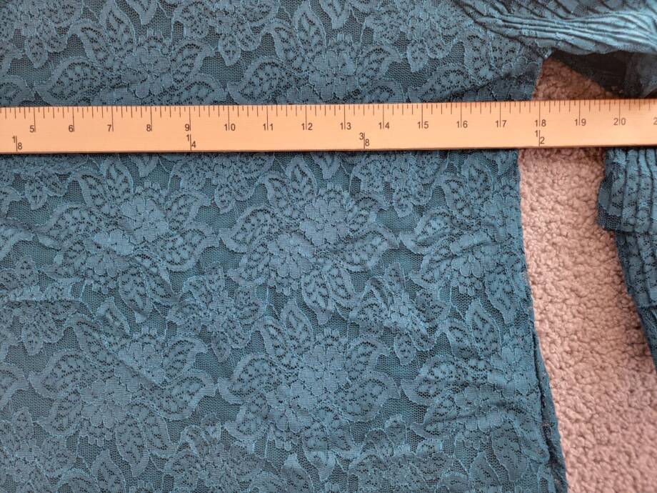 Charter Club Tiered Lace Top Women's XS Deep Pine Floral V-Neck Quarter Sleeve