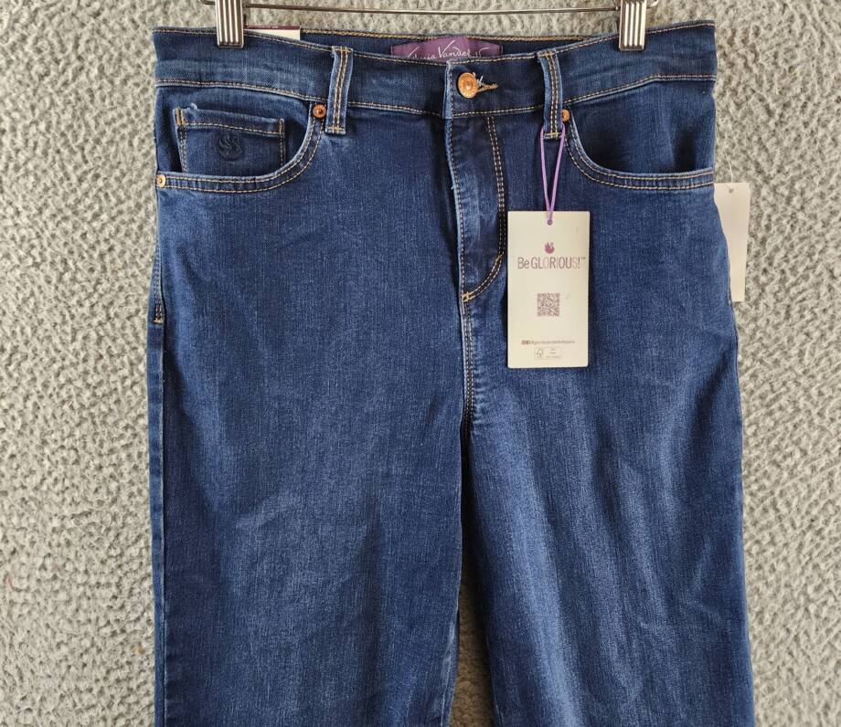 Gloria Vanderbilt Amanda High Rise Straight Leg Jeans Women's 8P Madison