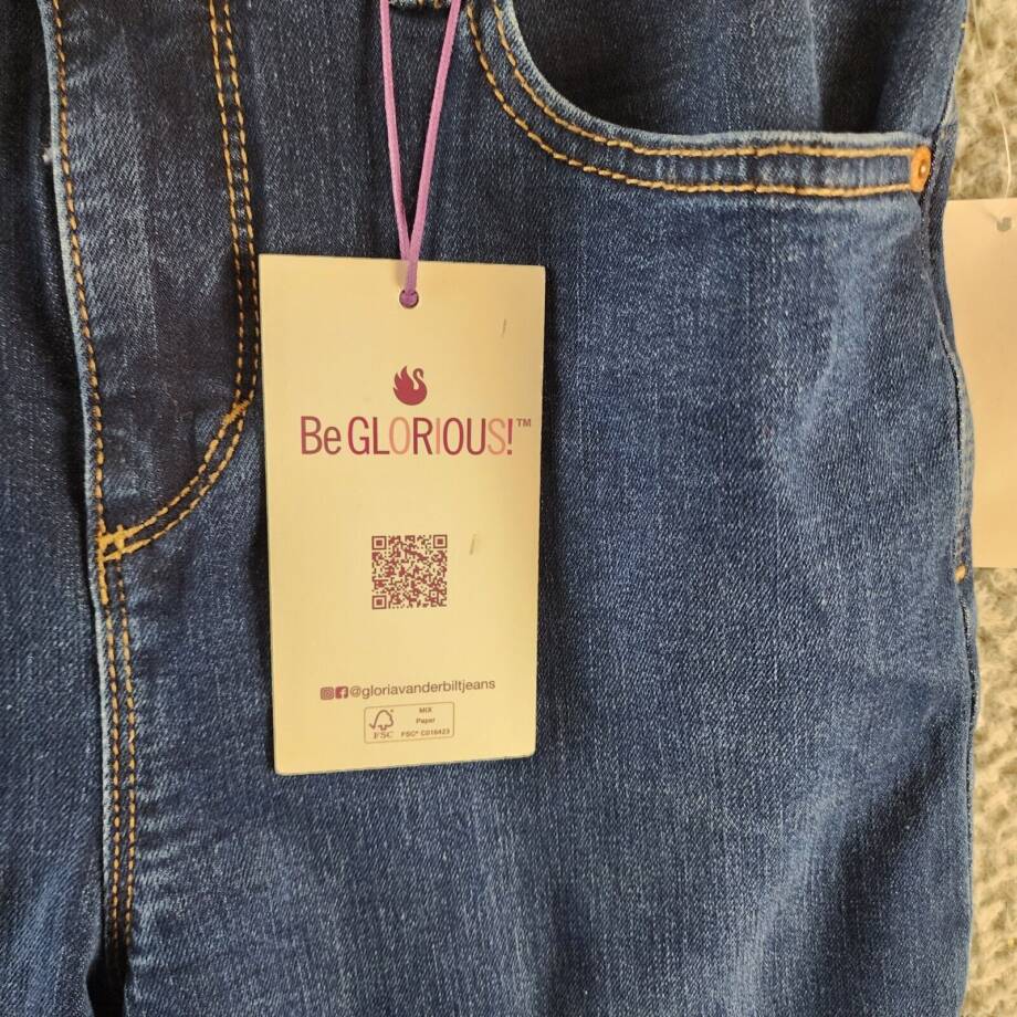 Gloria Vanderbilt Amanda High Rise Straight Leg Jeans Women's 8P Madison
