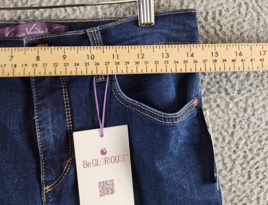 Gloria Vanderbilt Amanda High Rise Straight Leg Jeans Women's 8P Madison