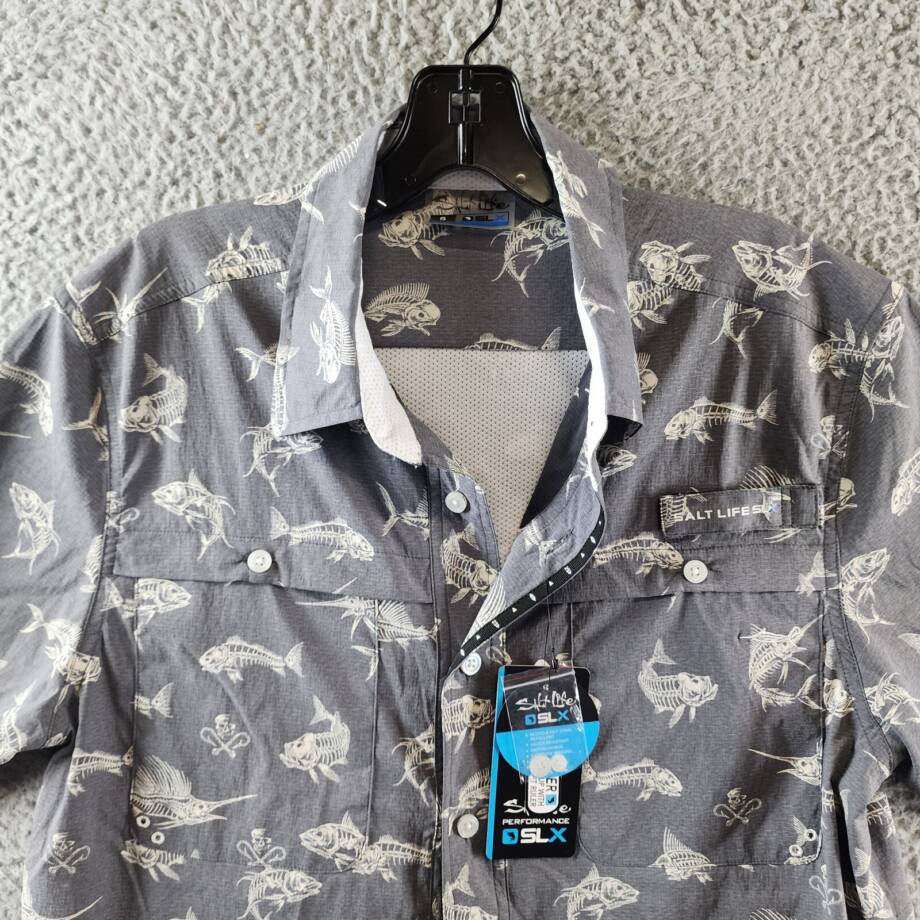 Salt Life Fish N Bones Short-Sleeve Button-Front Shirt Men's S Gray Collared
