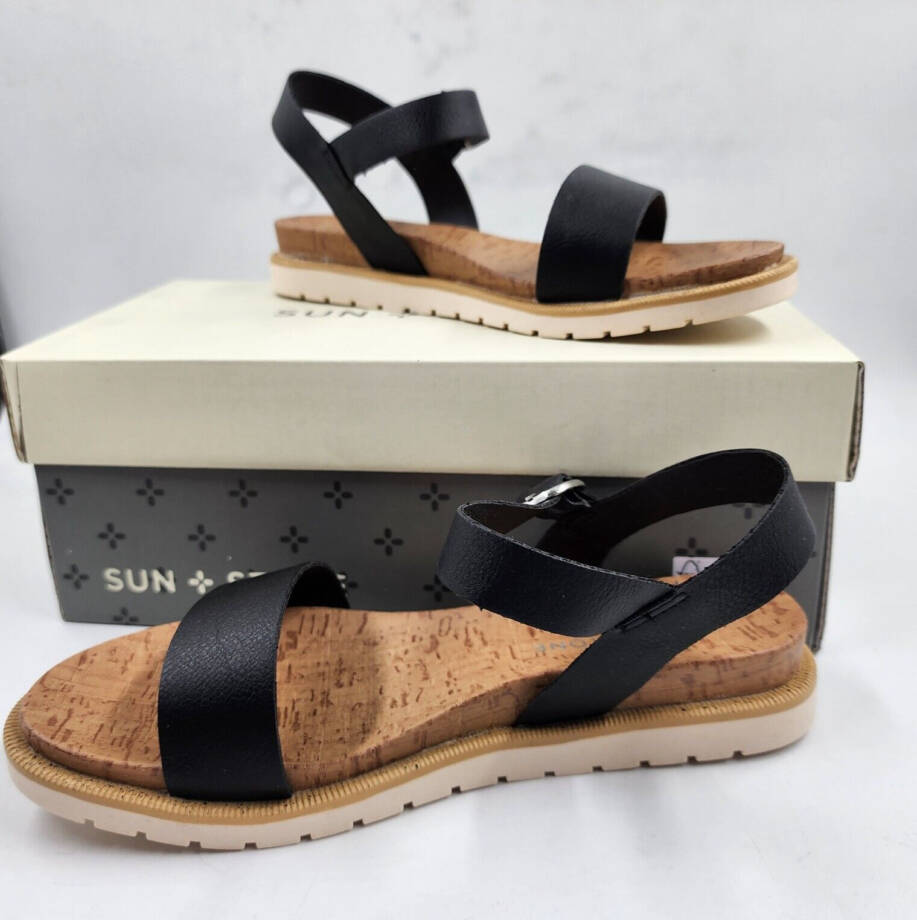 Sun + Stone Madie Sandals Big Girls 2 Black Open Toe Adjustable Buckle Closure