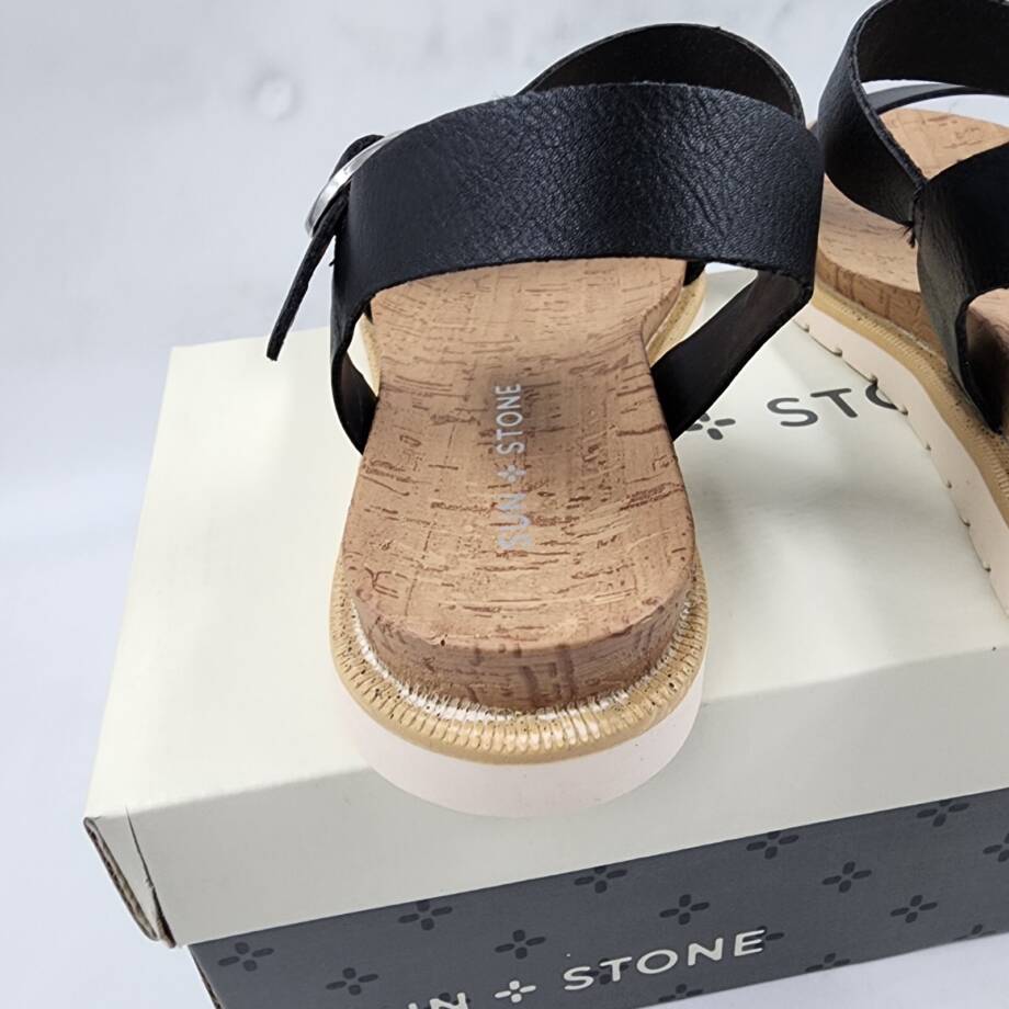 Sun + Stone Madie Sandals Big Girls 2 Black Open Toe Adjustable Buckle Closure