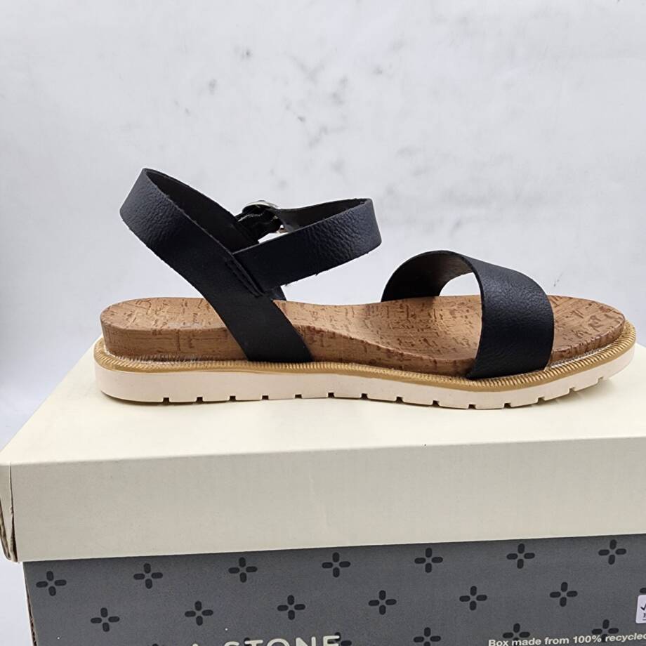 Sun + Stone Madie Sandals Big Girls 2 Black Open Toe Adjustable Buckle Closure