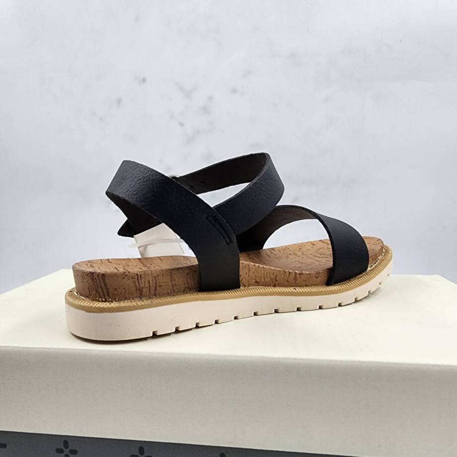 Sun + Stone Madie Sandals Big Girls 11 Black Open Toe Adjustable Buckle Closure