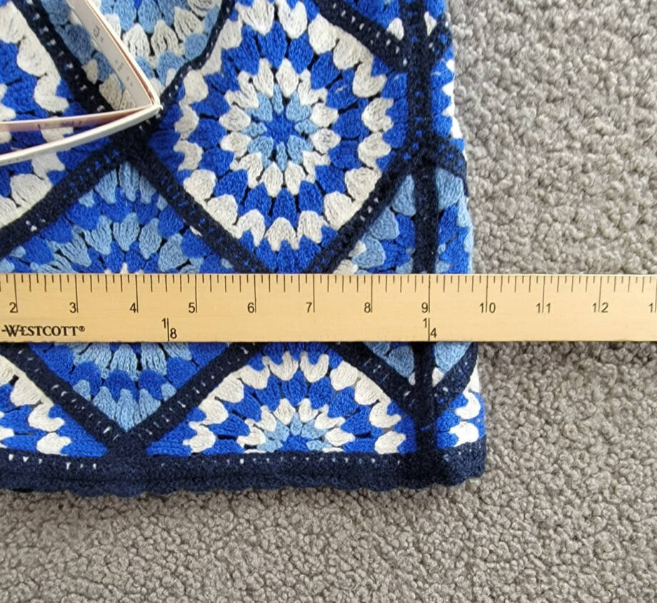 AQUA Allover Crochet Shorts Girls' S (7-8) Blue Multi Elastic Waist Pull On