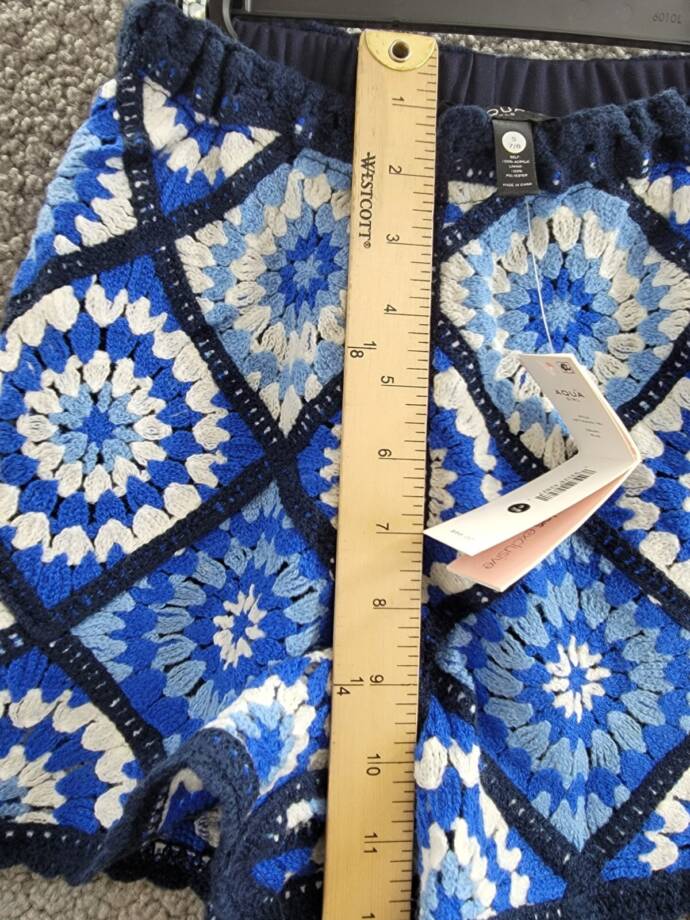 AQUA Allover Crochet Shorts Girls' S (7-8) Blue Multi Elastic Waist Pull On