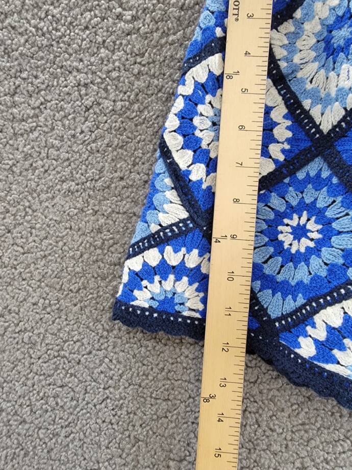 AQUA Allover Crochet Shorts Girls' S (7-8) Blue Multi Elastic Waist Pull On
