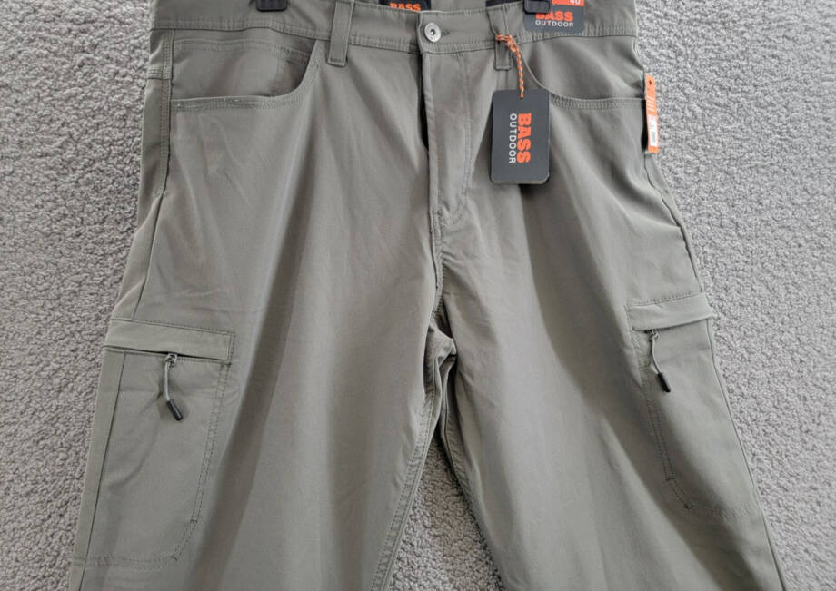 BASS OUTDOOR Essential Tech Cargo Pants Men's 40 Castor Gray Button Zip Closure