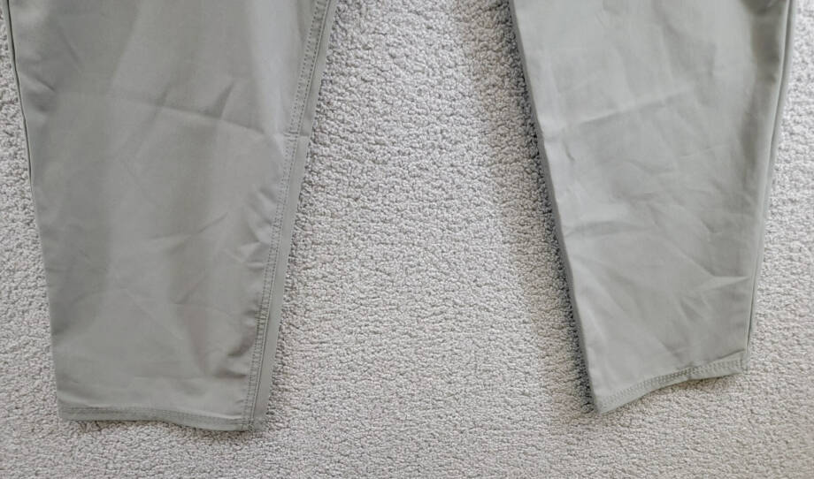 BASS OUTDOOR Essential Tech Cargo Pants Men's 40 Castor Gray Button Zip Closure