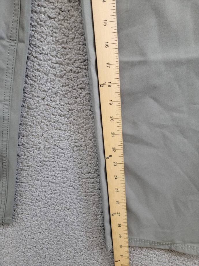 BASS OUTDOOR Essential Tech Cargo Pants Men's 40 Castor Gray Button Zip Closure
