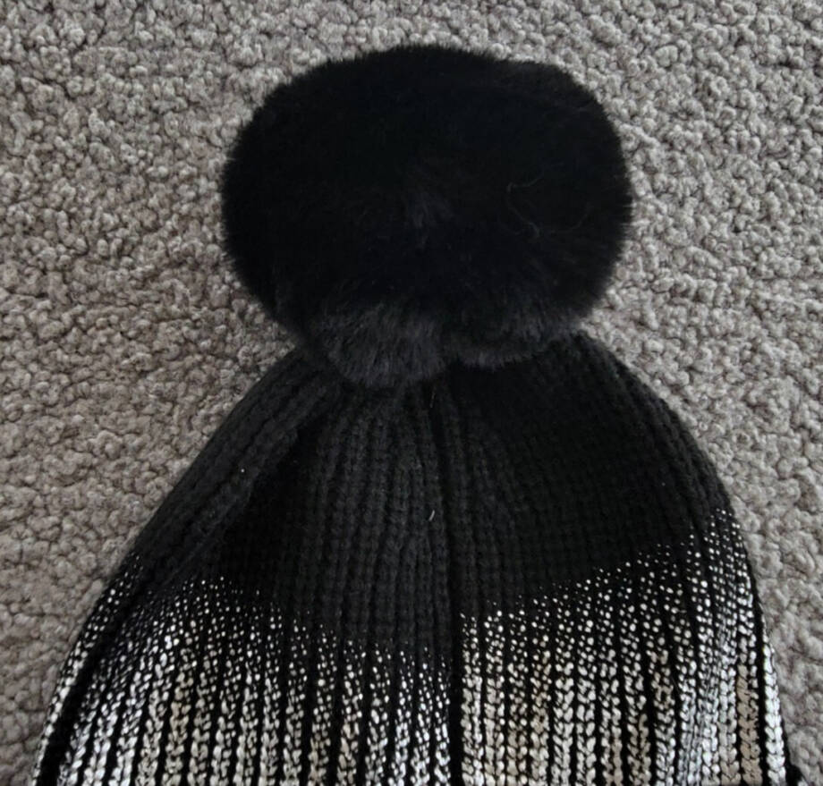 AQUA Ombré Knit Beanie Women's One Size Silver/Black Folded Cuff Pom Pom At Top