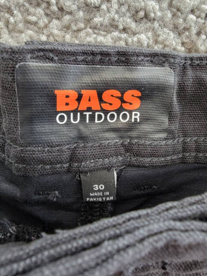 BASS OUTDOOR Worker Cargo 9" Shorts Men's 30 Caviar Zipped Pockets Button Zip