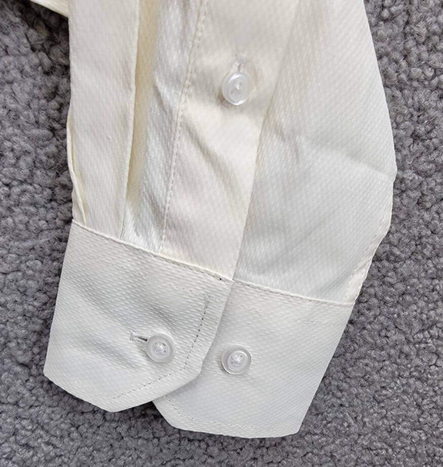 Tayion Collection Slim-Fit Dress Shirt Men's L (16-16.5) 32/33 Cream/Crimson Red