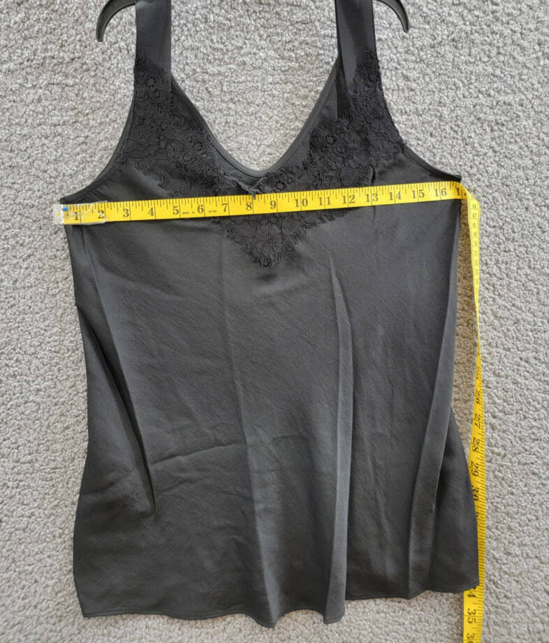 Nic+Zoe Lace Trim Cami Tank Top Women's XS Black V-Neck Sleeveless Pullover
