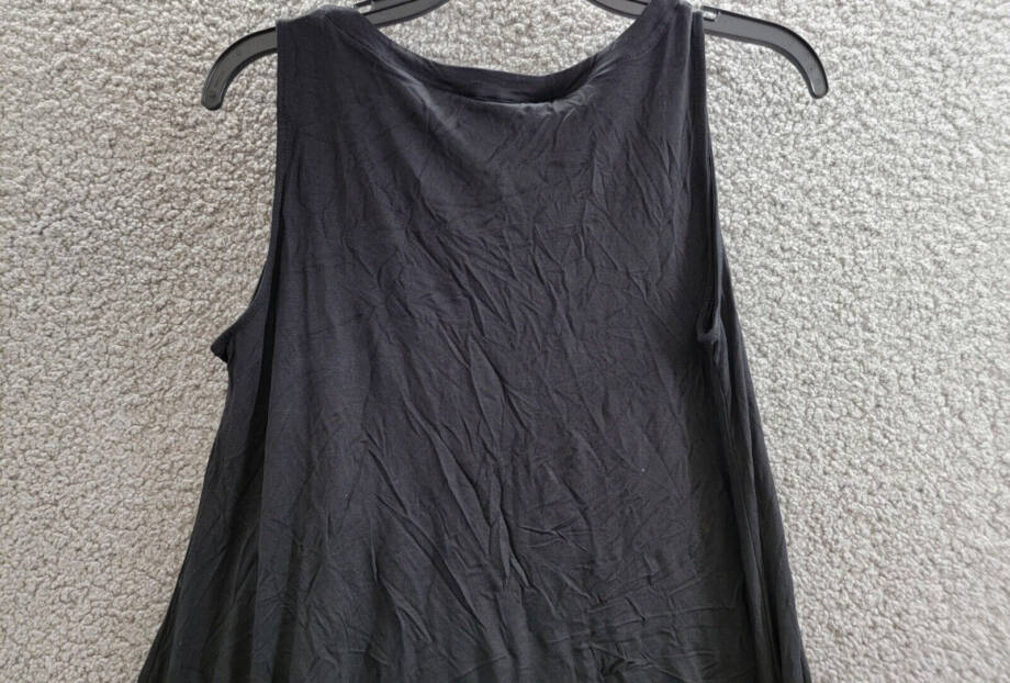 Cable & Gauge Cupio Sleeveless Tie-Hem Top Women's M Black V-Neck Pullover