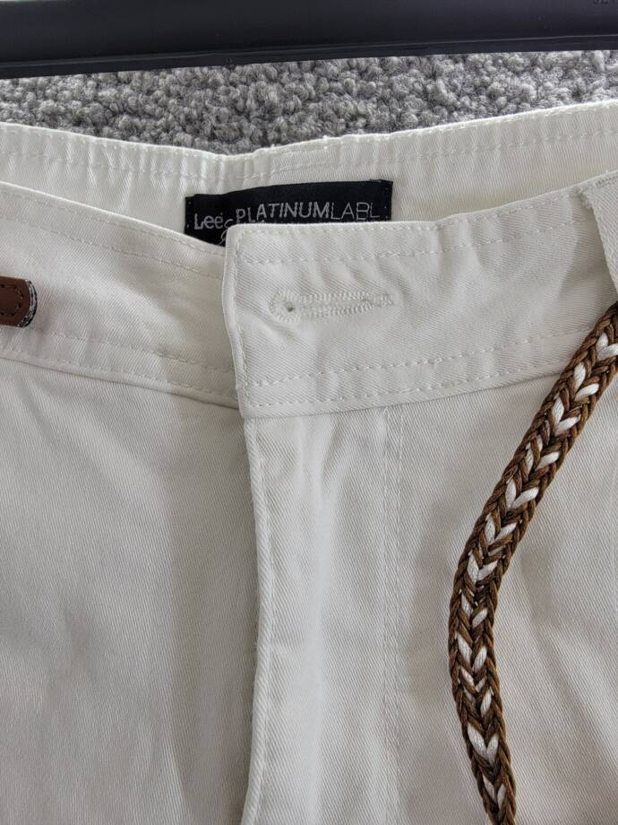Lee Platinum Georgia Belted Shorts Women's 10 White Side Pockets Button Zip