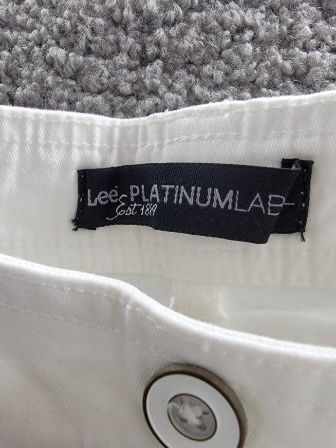 Lee Platinum Georgia Belted Shorts Women's 10 White Side Pockets Button Zip