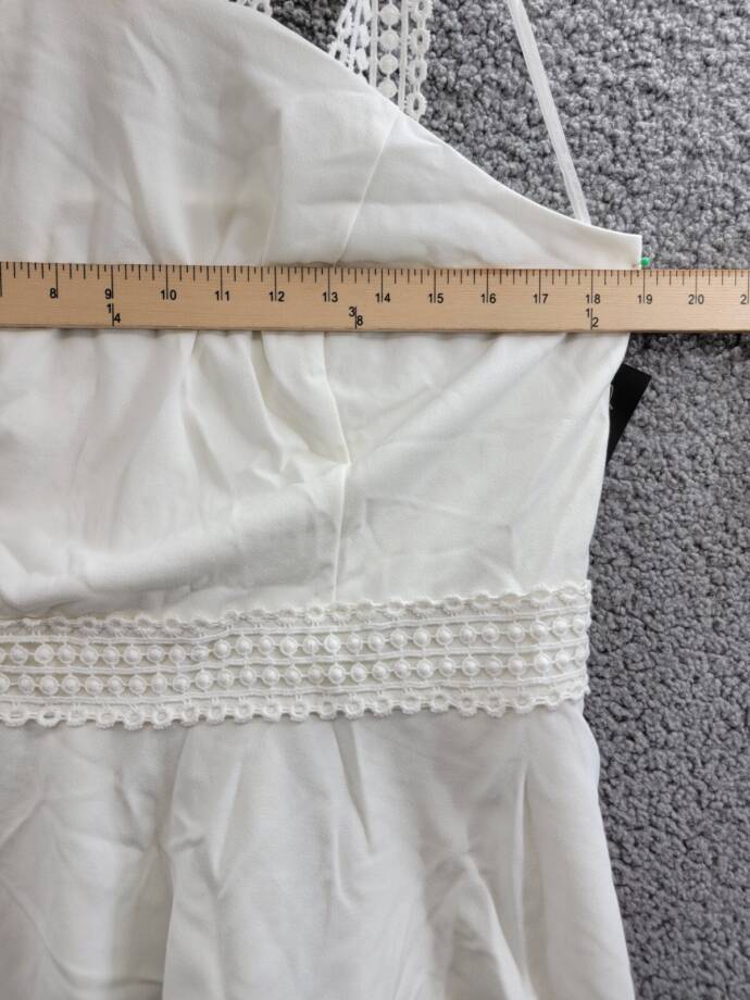 Thalia Sodi Eyelet-Trim Peplum Top Women's L Bright White Solid Halter Pullover