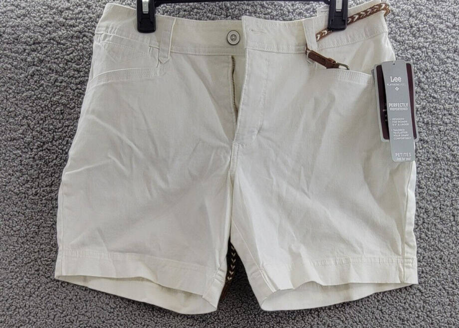Lee Platinum Petite Georgia Belted Shorts Women's 10P White Pockets Button Zip