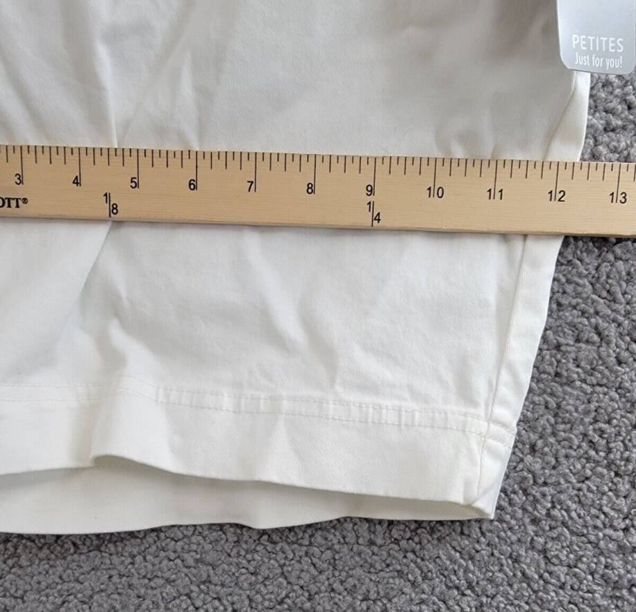 Lee Platinum Petite Georgia Belted Shorts Women's 10P White Pockets Button Zip