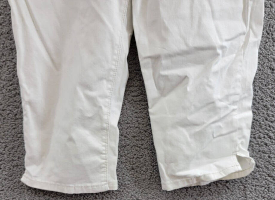 Lee Platinum Label Mid Rise Flat Front Skimmers Women's 8M White Pockets Zip
