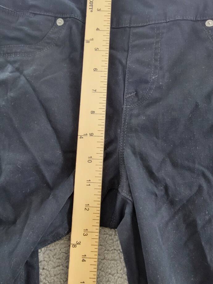 Style & Co Pull-on Capri Jeans Women's M Deep Black Straight Leg Stretch Denim