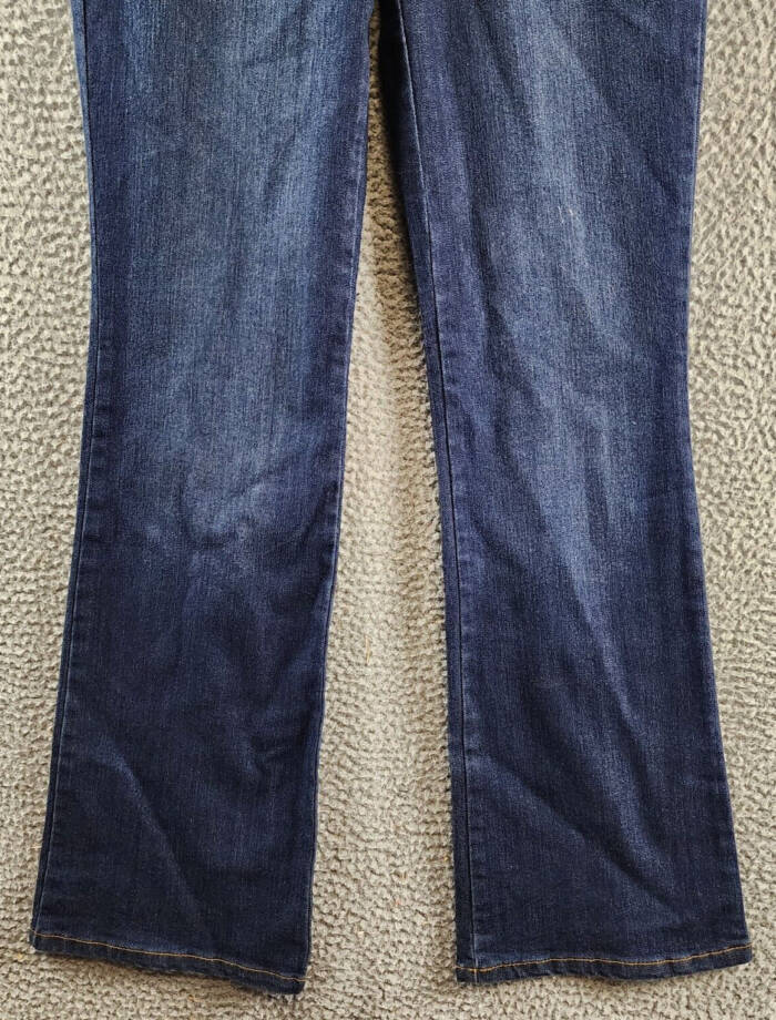 Gloria Vanderbilt Amanda Bootcut Jeans Women's 4 Castlewood Button Front Closure