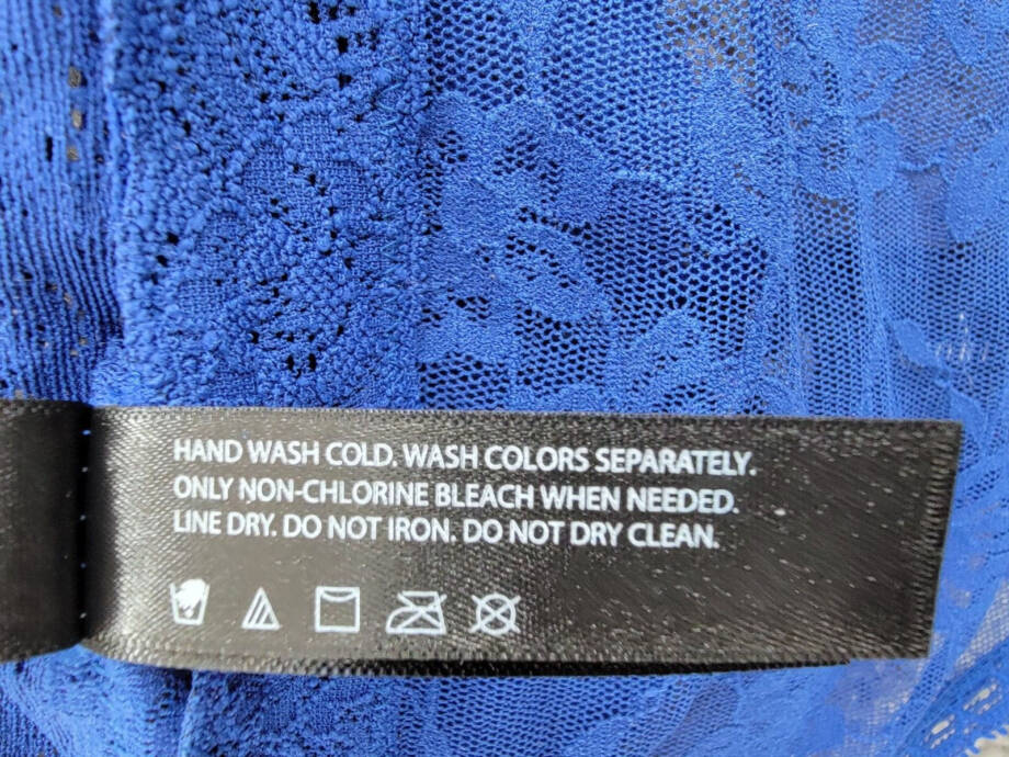 Natori Bliss Allure Lace Thong Women's One Size Indigo Floral Elastic Waist