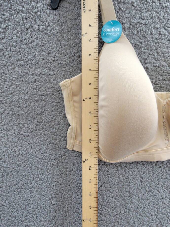 Vanity Fair Beyond Comfort Full Coverage Wirefree Bra Women's 40DD Neutral Solid