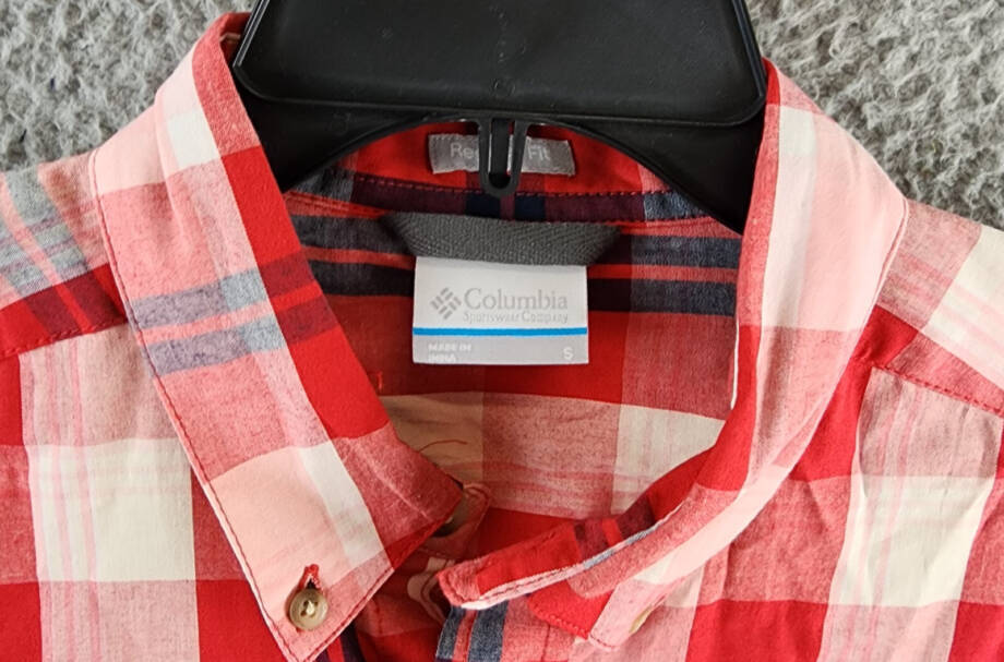 Columbia Rapid Rivers Short Sleeve Shirt Men's S Mountain Red Multi Plaid Button