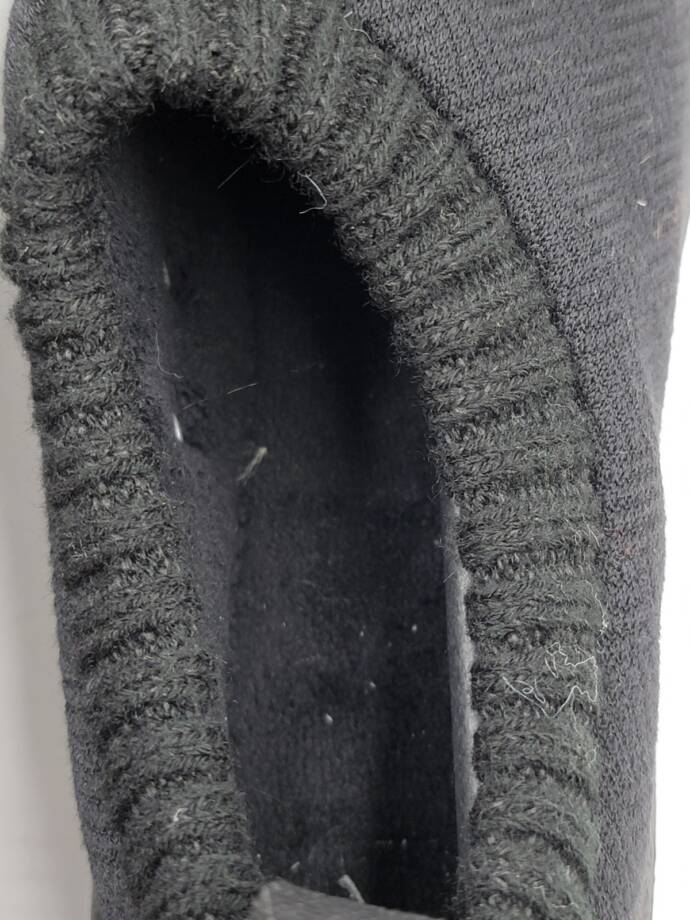 isotoner Microterry Lined Knit Zenz Sock Bootie Slipper Women's 9 Black Slip On
