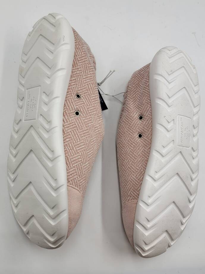 isotoner Microterry Lined Knit Zenz Sock Bootie Women's 10 Evening Sands Slip On