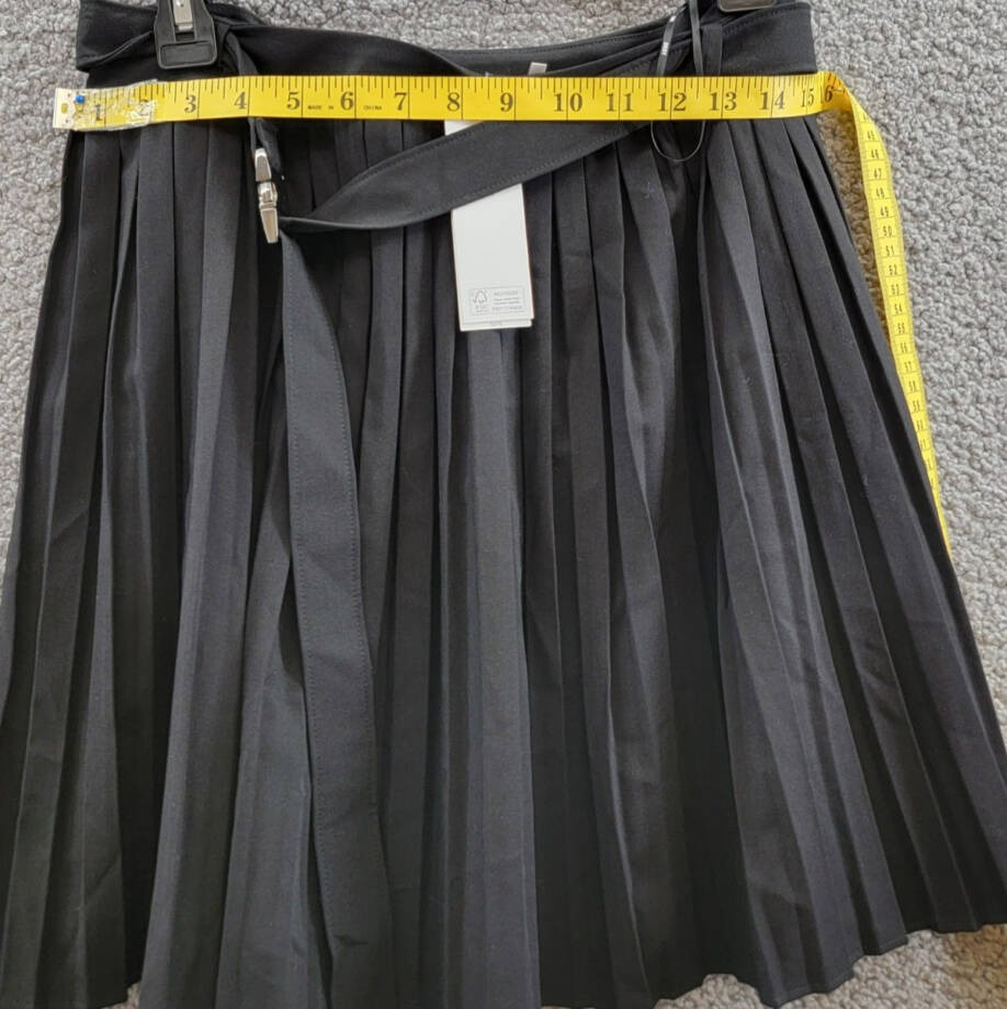 DKNY Pleated Logo-Clasp Flared Mini Skirt Women's 6 Black Side Zip Hook & Eye