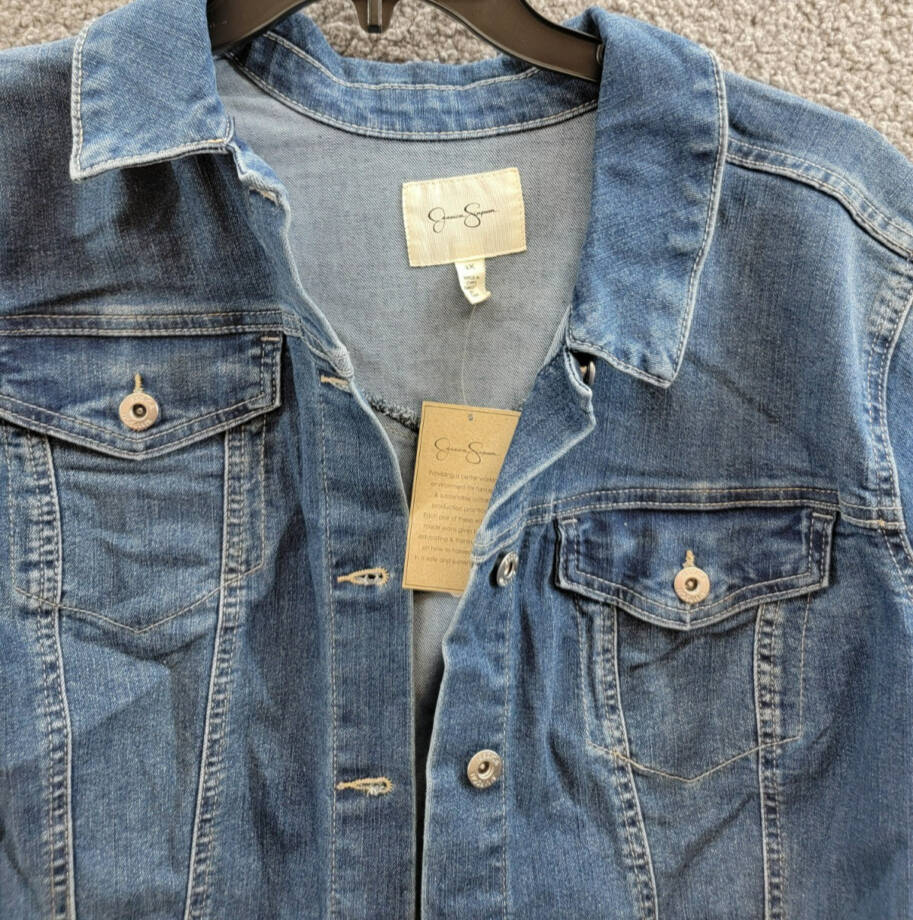 Jessica Simpson Trendy Plus Size Pixie Long Sleeve Denim Jacket Womens 2X Mercer