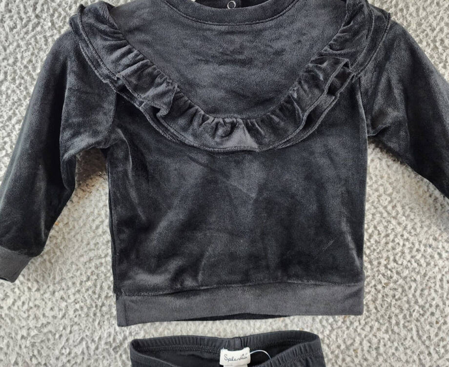 Splendid Velour Ruffle Sweatshirt & Leggings Set Baby Girls 6-12M Black Pullover