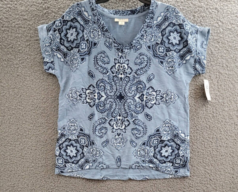 Style & Co Printed Short Cuffed-Sleeve Top Women's M Vision Fog V-Neck Pullover
