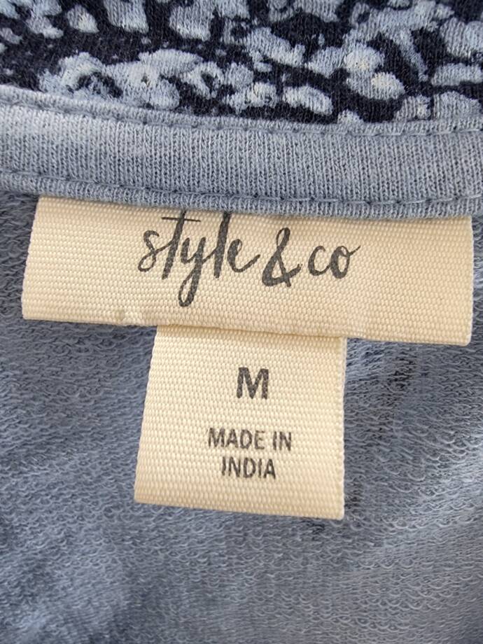 Style & Co Printed Short Cuffed-Sleeve Top Women's M Vision Fog V-Neck Pullover