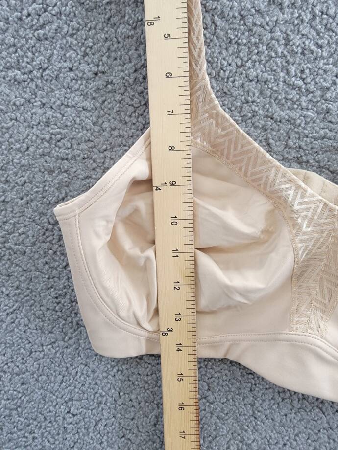 Playtex 18 Hour® Bounce Control Convertible Wireless Bra Women's 36DDD Taupe