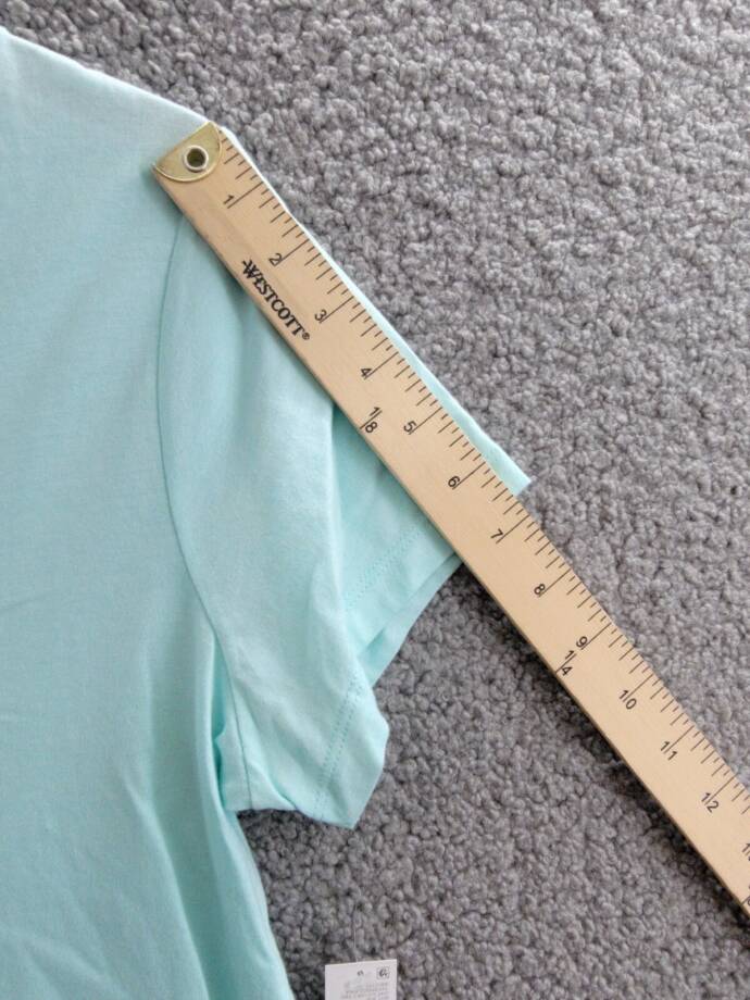 Hue Solid V-Neck Pajama T-Shirt Women's Small Plume Short Sleeve Pullover