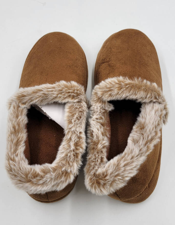Isotoner Signature A-Line Eco Comfort Slippers Women's L 8-9 Cognac Slip On