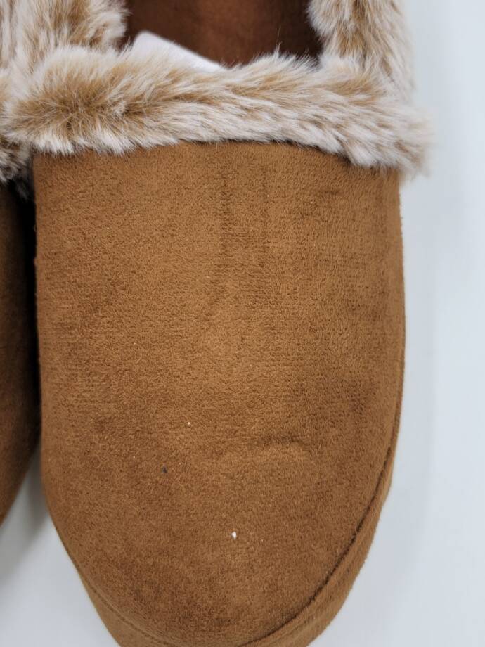 Isotoner Signature A-Line Eco Comfort Slippers Women's L 8-9 Cognac Slip On