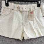 Levi's Belted 5-Pocket Design Shorts Girls' 16 Off White Cut-Off Hem Zip Closure