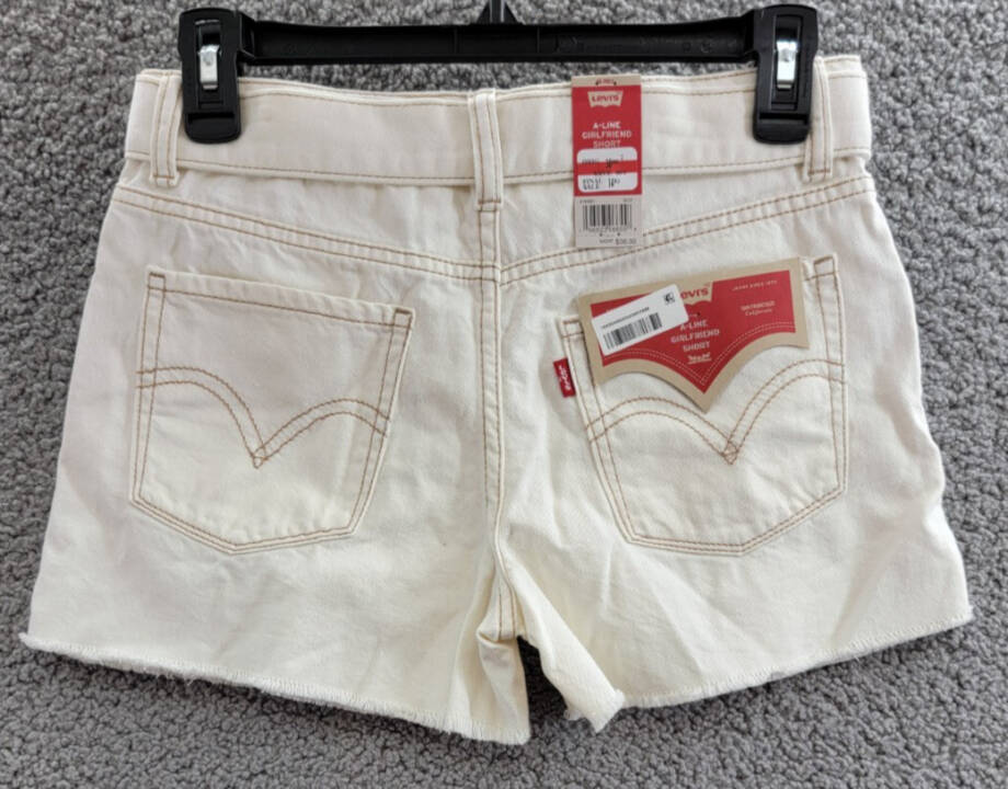Levi's Belted 5-Pocket Design Shorts Girls' 16 Off White Cut-Off Hem Zip Closure