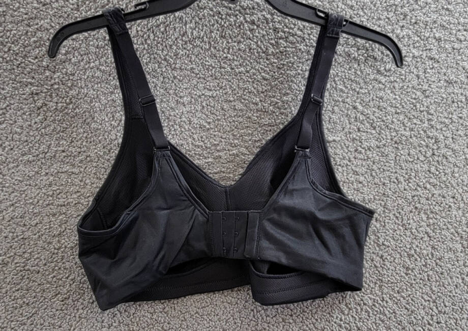 Playtex 18 Hour® Bounce Control Convertible Wirefree Bra Women's 38DD Black