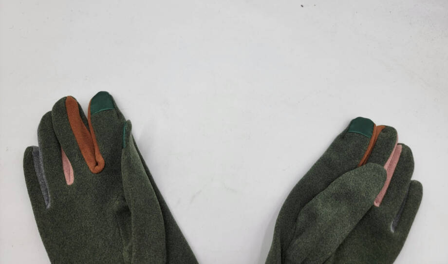 Marcus Adler Finger Pop Color Jersey Touchscreen Glove Women's One Size Olive
