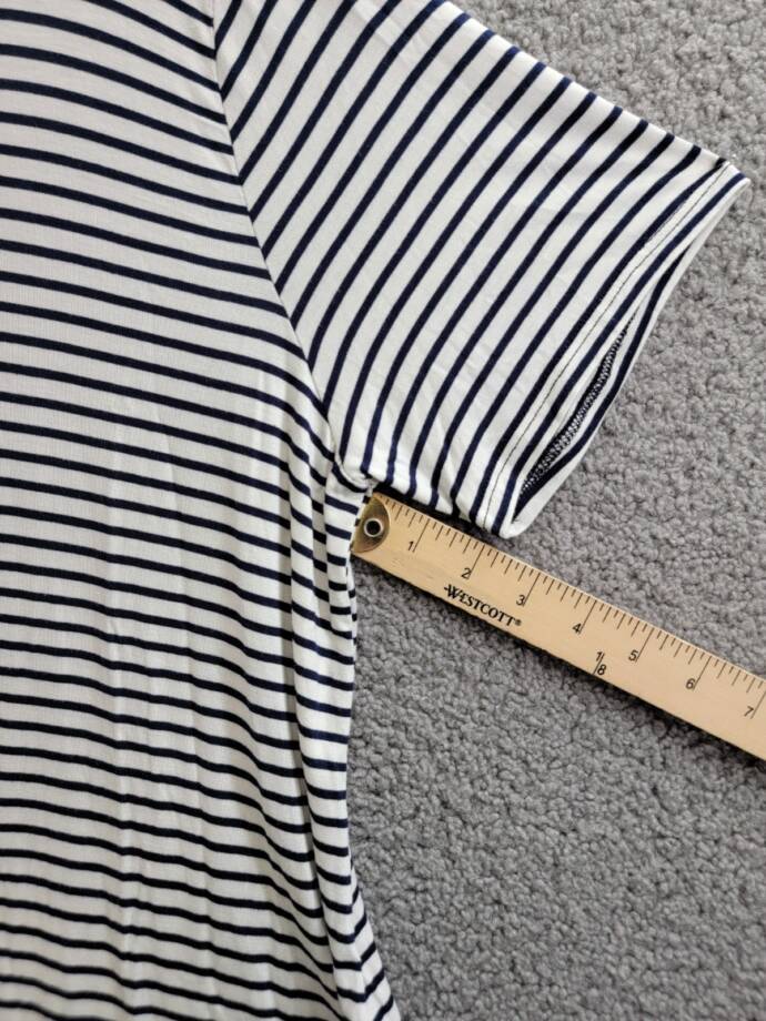 Coin 1804 Plus Size Striped Crewneck T-Shirt Women's 2X Navy/White Short Sleeve