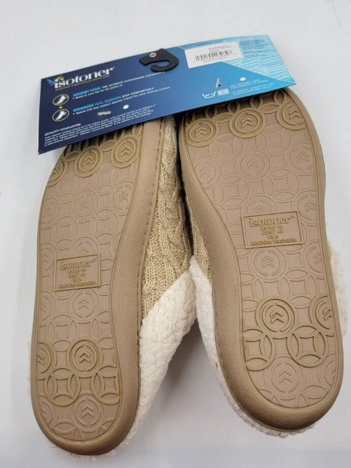 Isotoner Signature Cable Knit Alexis Hoodback Slippers Women's 9.5-10 Oatmeal