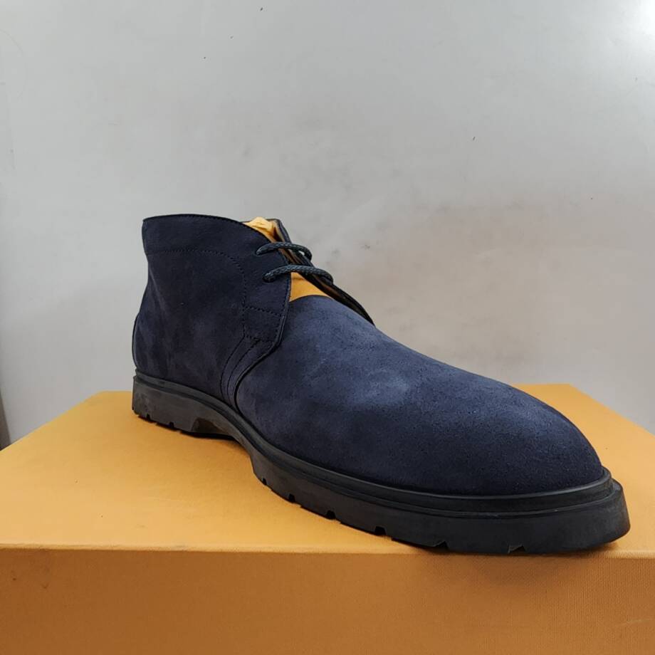 Tod's Lace Up Desert Boots Mens 10.5/12US Blue Suede Embossed Monogram Round Toe
